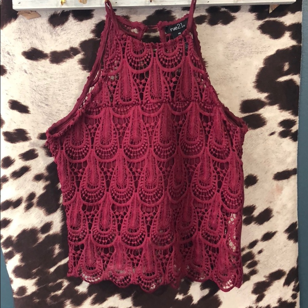 Lace crop top with liner